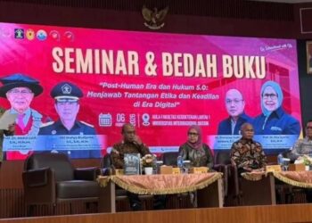 Prof Abdul Latif Bahas Tantangan Hukum dan Tanggung Jawab AI dalam Bedah Buku “Post-Human Era dan Hukum 5.0” di UIB