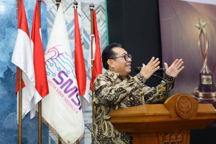 Dari Menteri hingga Kepala Desa, 16 Tokoh Terima Anugerah SMSI 2026 di Dewan Pers